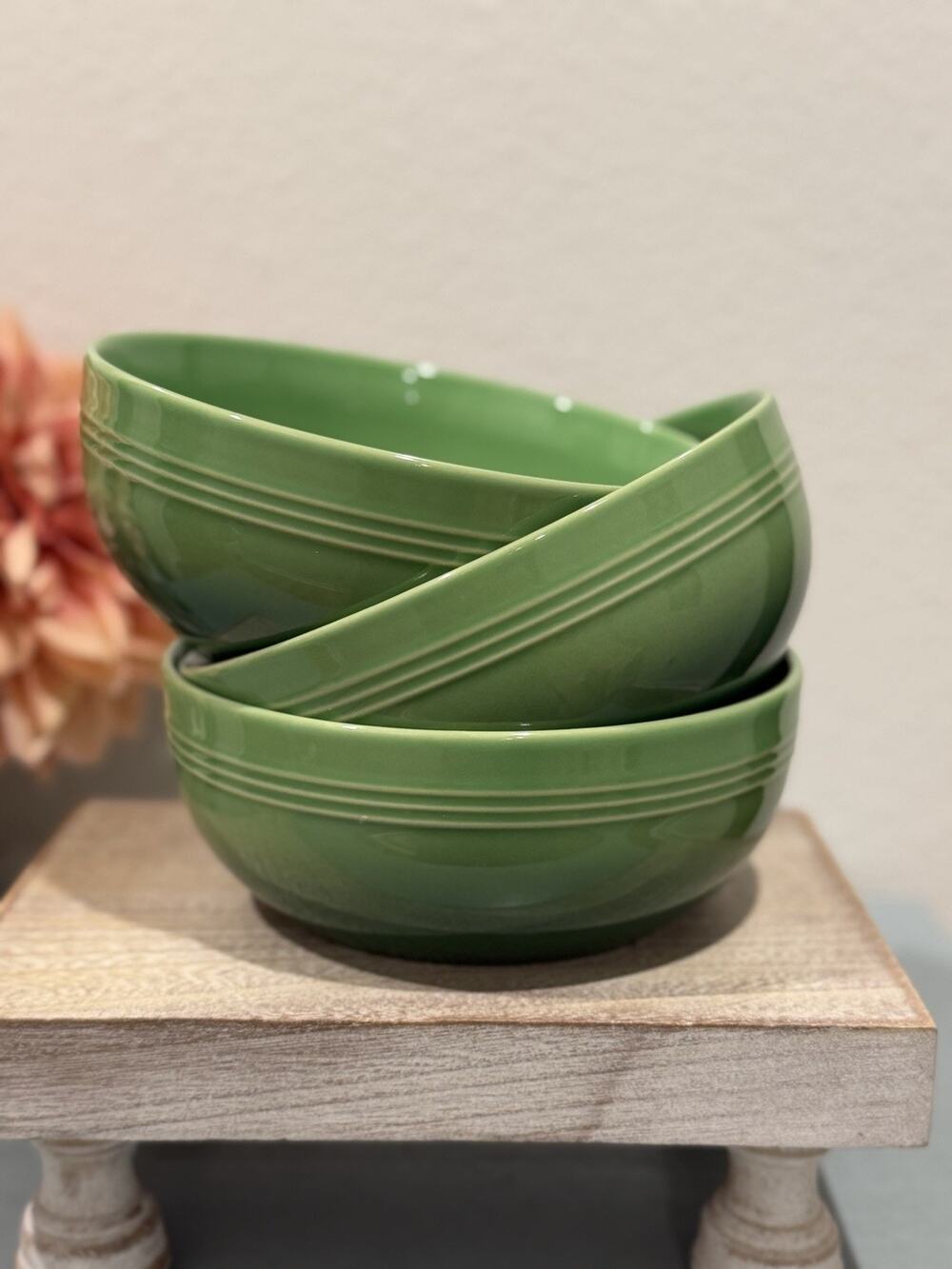 3 Le Creuset Stoneware 770 ML Cereal Bowl Bamboo Green Ombre Second Choix